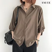 【AMIEE】燈籠袖修身七分袖襯衫(KDT-7309) M 摩卡色
