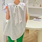 【MsMore】 日系簡約純色緞感蝴蝶結系帶無袖上衣# 112684 F 白色