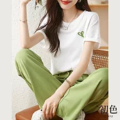 【初色】素色刺繡T恤+休閒鬆緊帶運動長褲套裝-白+綠色-67075(M-2XL可選) M 白+綠色