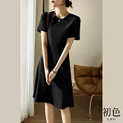 【初色】簡約純色圓領短袖中裙收腰連身裙洋裝-黑色-68202(M-XL可選) M 黑色