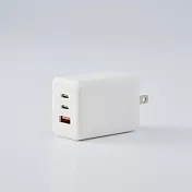 【MUJI 無印良品】3孔電源供應器(2孔USB-C&1孔USB-A)