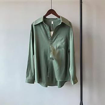 【言】寬鬆光澤感緞面長袖襯衫(2色)     FREE 竹子綠