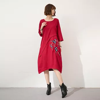 【慢。生活】文藝風刺繡圓弧拼接寬版棉質連衣裙 M-XL  L 深紅