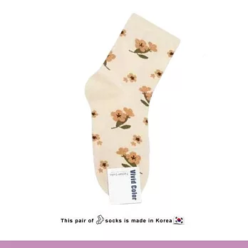 Kankoku韓國   復古滿版小花中筒襪   * 米白色