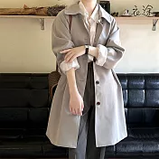 [衣途]廓型剪裁落肩單排釦中長版風衣M-L(KDCY-B861) L 淺米灰