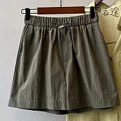 【衣途】百搭寬鬆A字高腰短褲(KDPY-9729) L 橄欖色