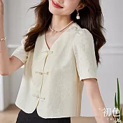【初色】短款顯瘦復古中式盤扣V領短袖T恤女上衣-白色-33501(M-2XL可選) M 白色