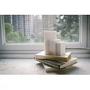 【CHU, an Design】知識的重量系列-閱讀書本造型立體石雕書擋