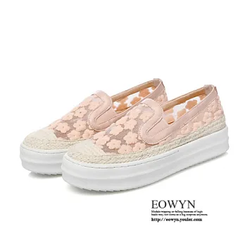 EOWYN.舒適透氣網紗花朵鬆糕底休閒平底包鞋/樂福鞋EMD04817-89/2色/34-39碼現貨+預購34粉色
