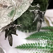 日本銀飾品牌 Marship 優雅滑行的飛鼠耳環 925純銀 古董銀款 針式耳環古董銀 (單支販售)古董銀