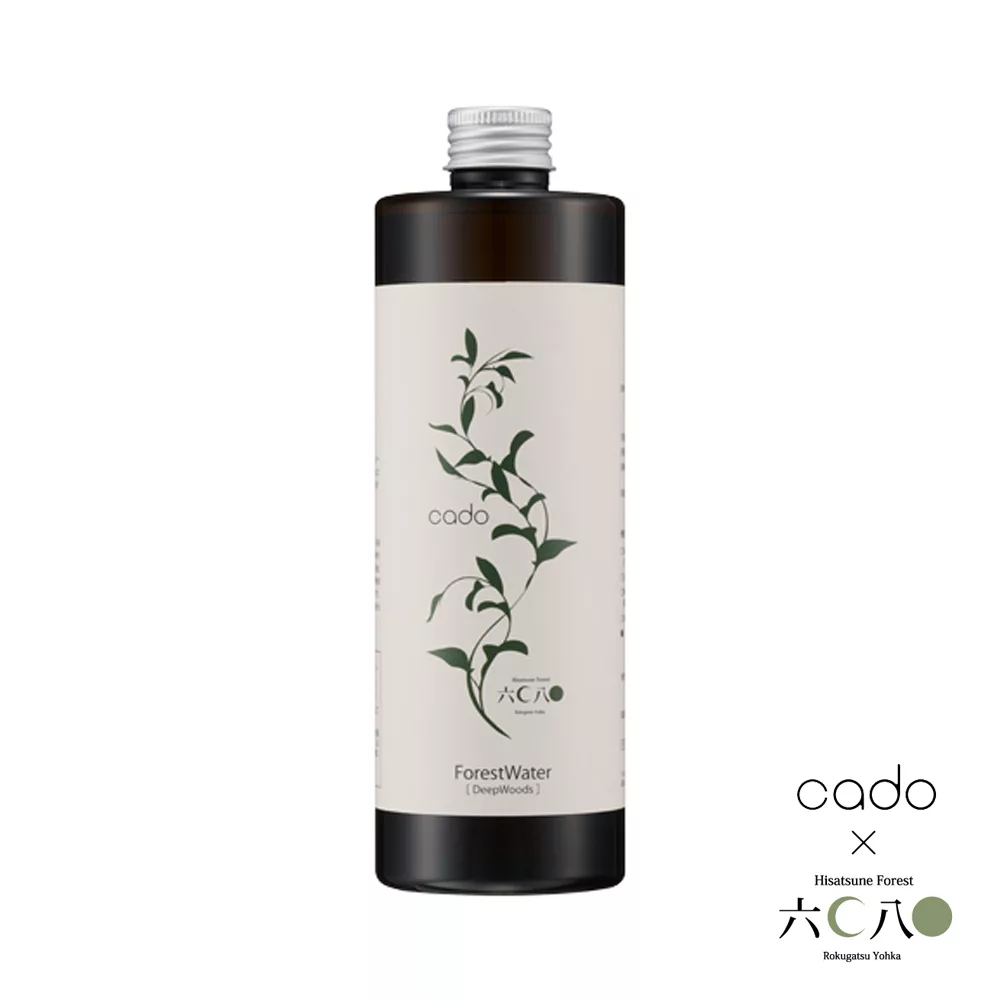 cado Forest Water 是專為 MH-C11U 三合一多功能加濕霧化器設計的配件,採用高品質塑膠材質,提供多色系選擇,輕鬆安裝使用,提升加濕霧化效果,適用於日常居家保濕需求,讓空氣更清新舒適。 cado Forest Water