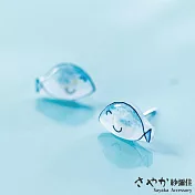 【Sayaka紗彌佳】925純銀手繪蔚藍小鯨魚造型耳環 -單一款式