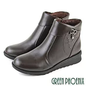 【GREEN PHOENIX】女 短靴 馬靴 全真皮 小坡跟 垂墜水鑽 翻領 台灣製 JP23.5 咖啡色69