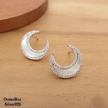 高貴優雅月牙白貝殼鋯石925純銀耳環 (外鍍專櫃級正白K.貼耳耳環)