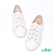 【U】Avivi - 俏皮學院風細緻沖孔休閒鞋 白