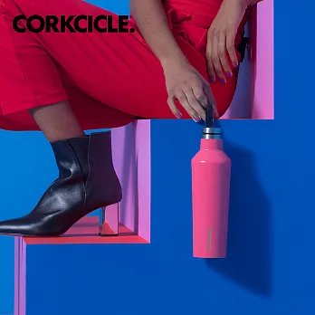 美國CORKCICLE Classic系列三層真空易口瓶/保溫瓶475ml-烈焰紅