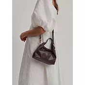 O-ni O-ni特優皮革時尚百搭軟面雲朵皺褶設計師款水桶包(bag-448) 深棕色