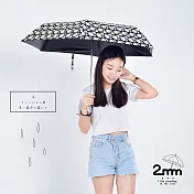 【2mm】時尚滿版印花 黑膠降溫晴雨兩用自動開收傘_ 花朵