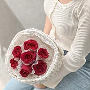 【Flower Plus】紅玫瑰 小香風花束 | 生日花束 畢業花束 情人節花束