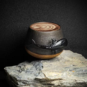 QUALY 鯨鯊手工陶瓷杯 (黑)