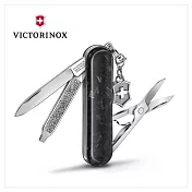 VICTORINOX 瑞士維氏 瑞士刀 Classic Brilliant 5用 58mm 碳纖維 0.6221.90