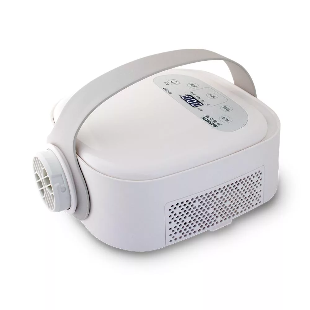 SANLUX臺灣三洋 FK-T5EA 烘被機,輕巧設計僅1.3kg,尺寸163x233x97.5mm,適合烘被、烘鞋、烘乾手部及衣物。白色系外觀,中國製造,享1年保固,BSMI許可字號R63999。多功能烘乾器,快速乾燥,安全可靠,完美解決潮濕問題,提升生活便利。 SANLUX臺灣三洋 FK-T5EA 烘被烘鞋烘衣多功能烘乾機 白色輕巧1.3kg BSMI認證