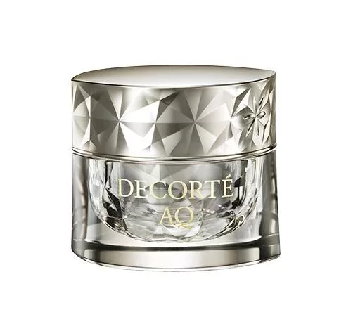 DECORTE黛珂 AQ 晶鑽極致晚霜 DECORTE黛珂 AQ晶鑽極致晚霜,專為追求水潤透亮肌膚設計,富含高濃度玻尿酸與維生素成分,深入肌底補水修復,提升肌膚保濕力與彈性,讓肌膚在夜間持續煥發光采,展現年輕健康狀態。