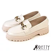 【Pretty】女 樂福鞋 小皮鞋 英倫學院風 漆皮 鋸齒 厚底 台灣製 JP23.5 米色