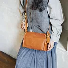 Kissora Tokyo|俐落方形牛皮多夾層功能側背包 駝色